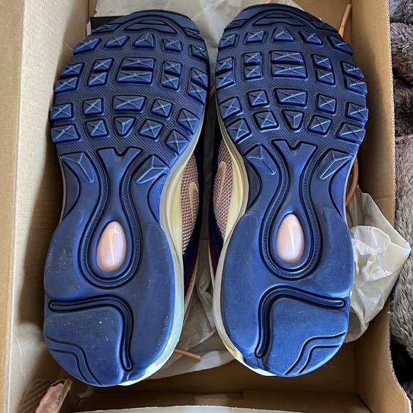 Brand new “chalk” air max 97 - Picture 2 of 3